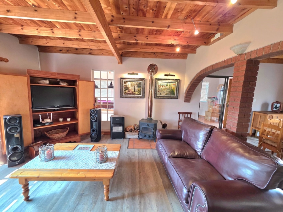 4 Bedroom Property for Sale in La Provance Free State